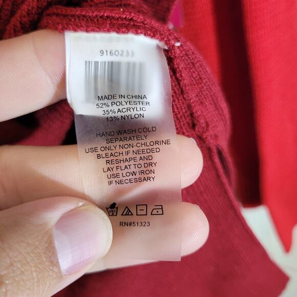 Vince Camuto Sweater Womens Medium Red Button Shoulder Colorblock Holiday NWT - Picture 10 of 11